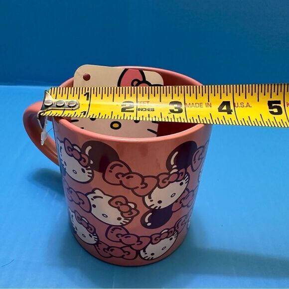 Hello Kitty ceramic Mug - Picture 8 of 8